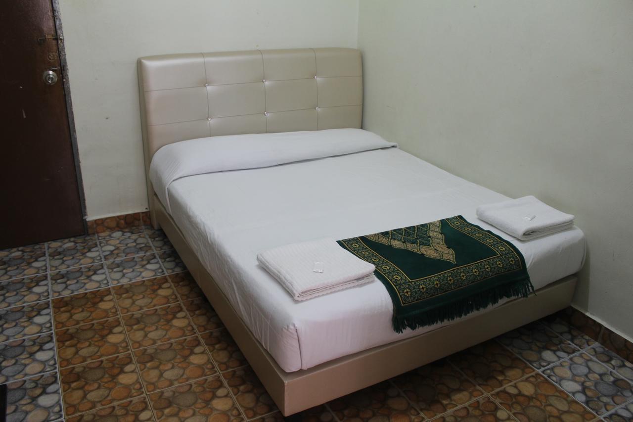 Netasha Holiday Inn Tanah Rata Exterior photo